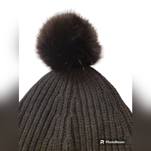Polo Ralph Lauren Limited Edition Polo Bear Pom Hat/Black - Picture 4 of 8